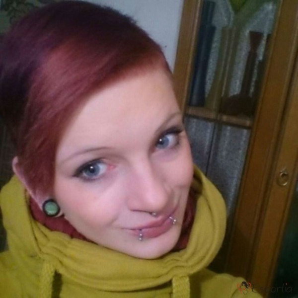 Isabell - Privates Sex Modell sehr schlank